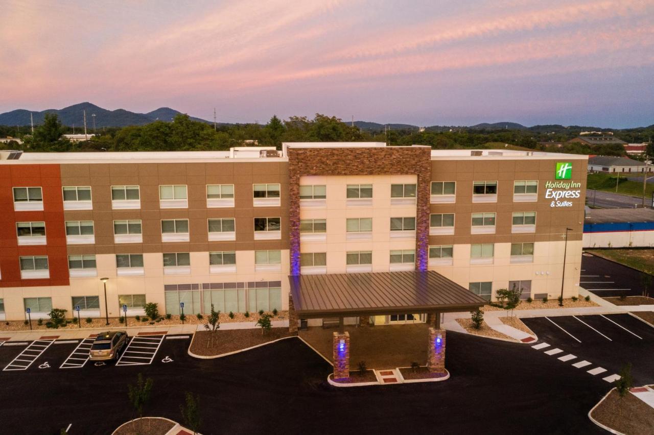 Express & - - Civic Center Hotel