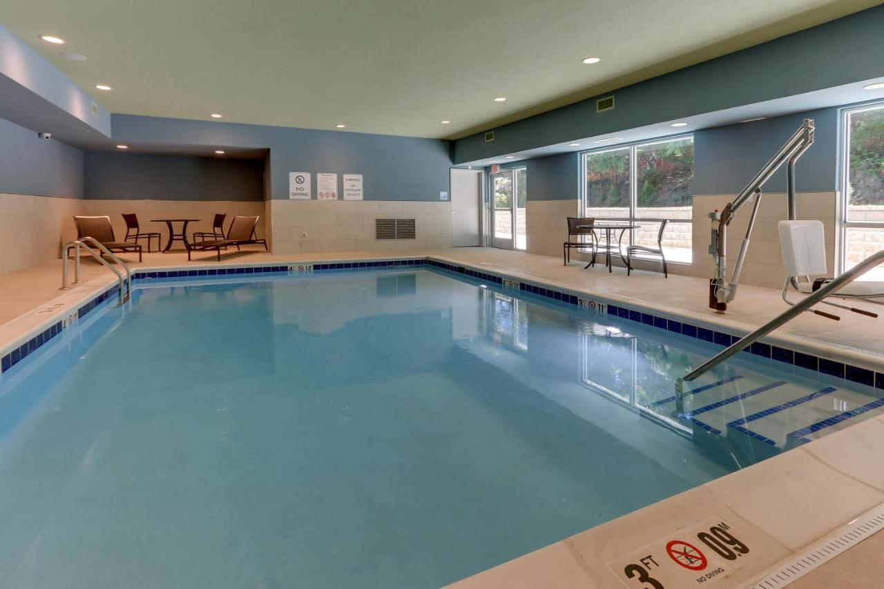 Hotel Express & - - Civic Center