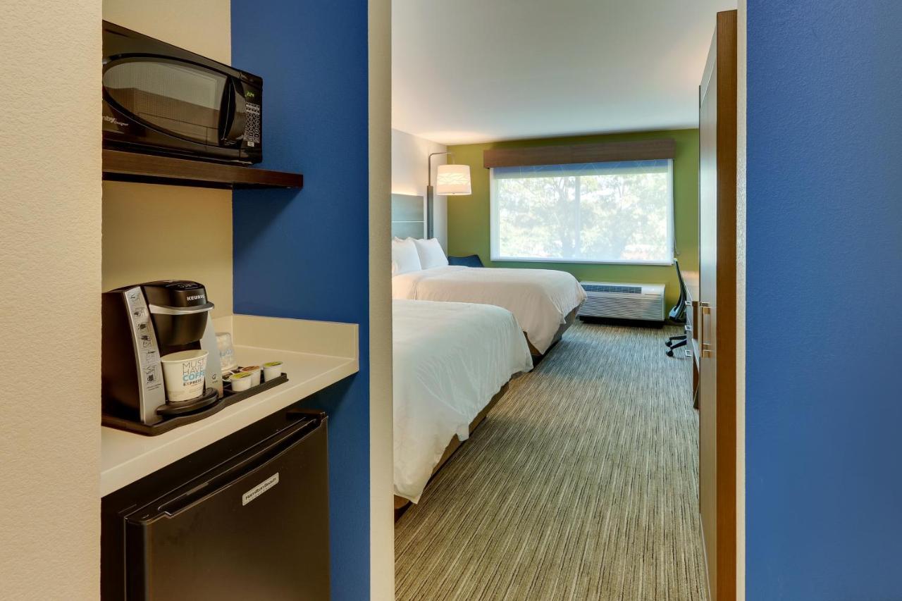 Hotel Express & - - Civic Center Roanoke