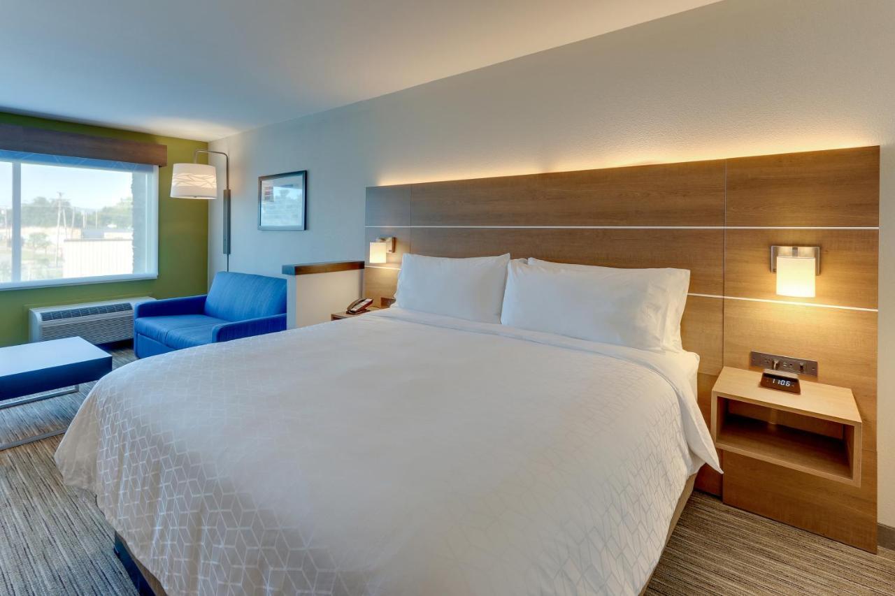 Express & - - Civic Center Hotel 3*