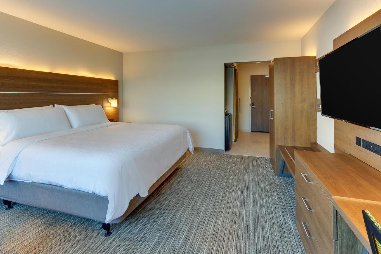Hotel Express & - - Civic Center Roanoke