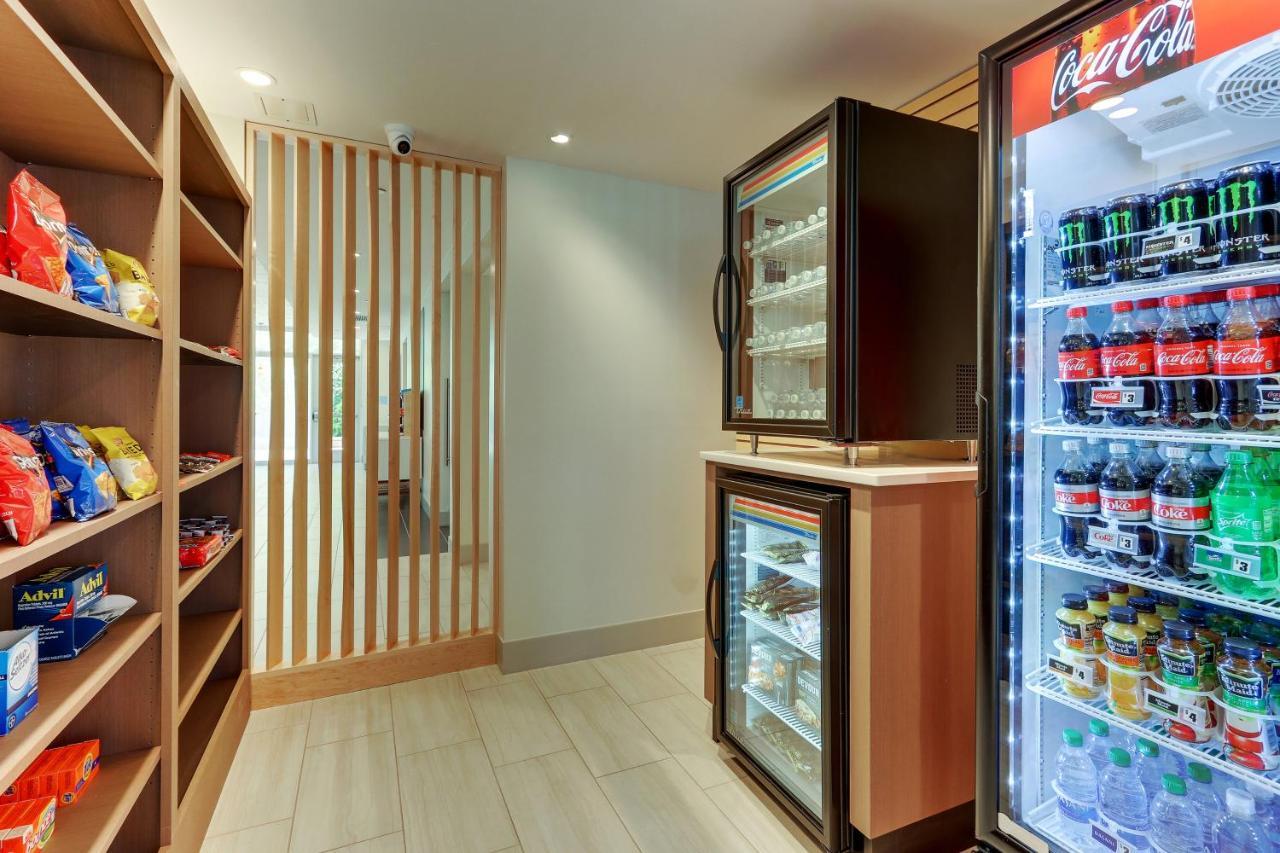 Hotel Express & - - Civic Center 3*