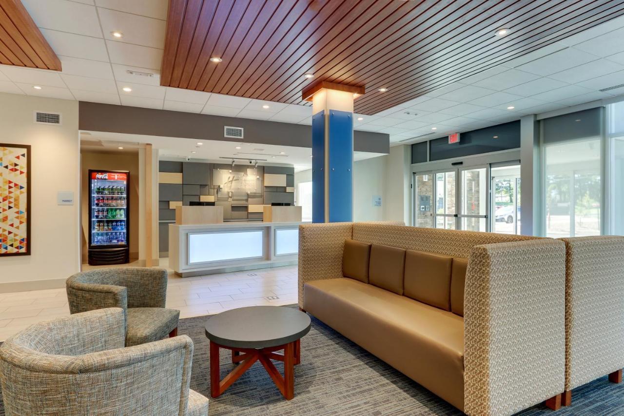 Hotel Express & - - Civic Center
